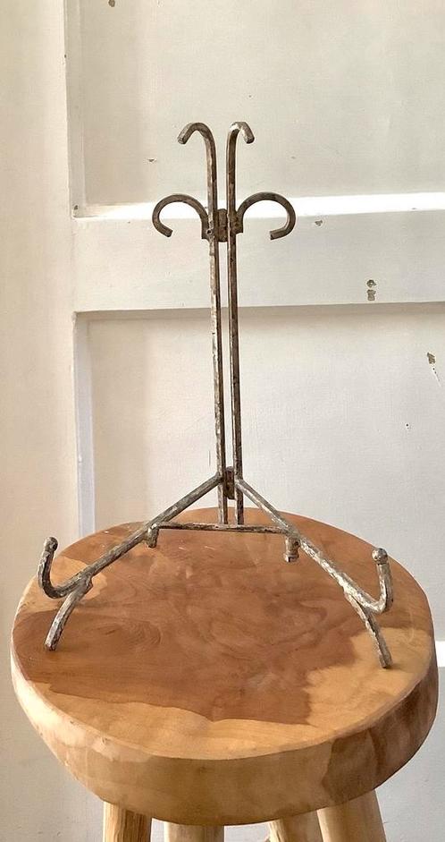 Brocante IJzeren Boekhouder voor Keuken of Woonkamer, Antiek en Kunst, Antiek | Woonaccessoires, Ophalen of Verzenden