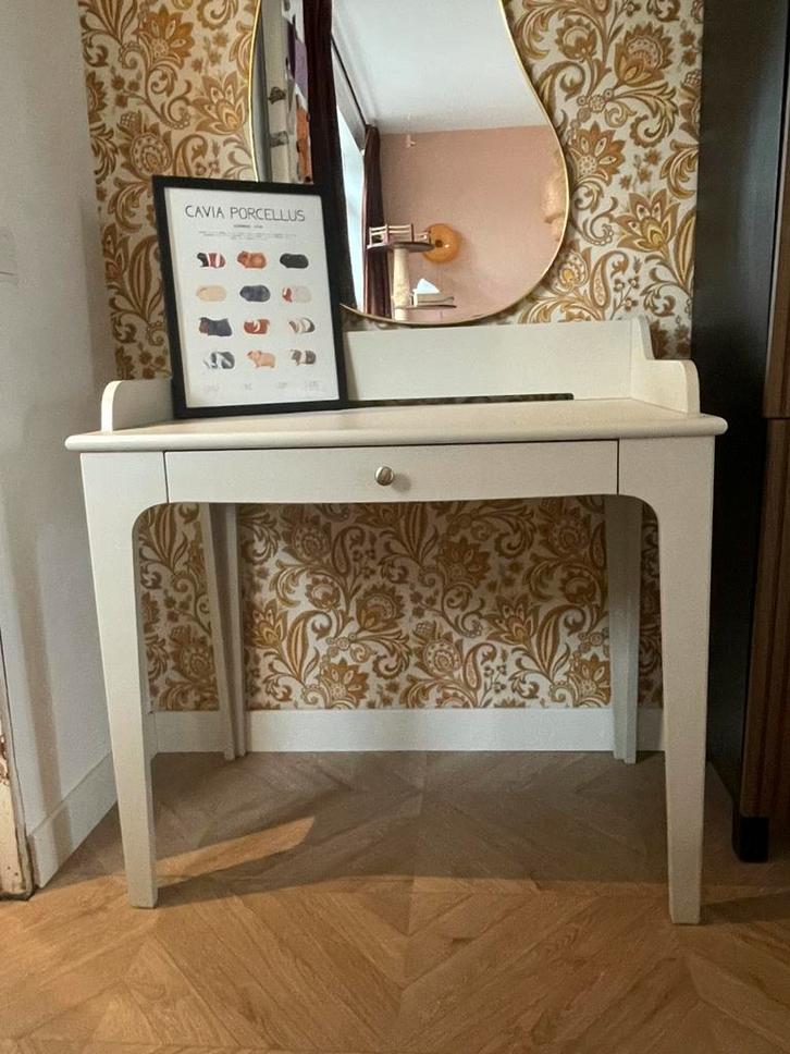 Ikea LOMMARP bureau, Huis en Inrichting, Bureaus, Zo goed als nieuw, Bureau, Ophalen