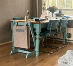 Hele mooie eettafel. Grenen blad en blauwe onderzijde, Ophalen, 50 tot 100 cm, Zo goed als nieuw, Vijf personen of meer