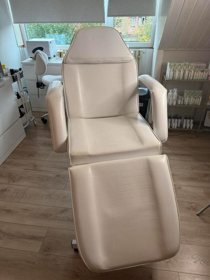 Behandelstoel verstelbaar, Sport en Fitness, Massageproducten, Zo goed als nieuw, Massagetafel, Ophalen