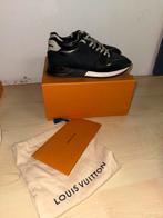 Louis Vuitton Run Away blauw sneakers maat 41, Kleding | Heren, Schoenen, Blauw, Ophalen of Verzenden, Sneakers of Gympen, Louis Vuitton