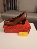 Tory  Burch Brown Leather Selma Pumps  maat  EUR 40,5/US10, Ophalen of Verzenden