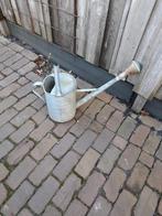 Antieke zinken gieter, Ophalen