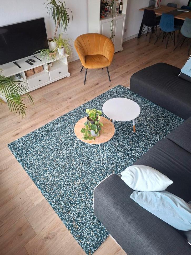 Ikea VINDUM tapijt (+ gele stoel), Huis en Inrichting, Stoffering | Tapijten en Kleden, Zo goed als nieuw, 150 tot 200 cm, 200 cm of meer