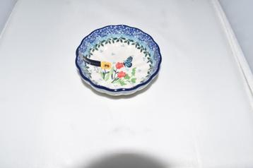 Well Up Bowls Butterfly Blossom Bunzlau Castle servies beschikbaar voor biedingen