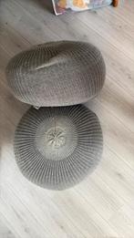 2x IKEA SANDARED poef – grijs – 56 cm, Ophalen, Zo goed als nieuw, Rond, 50 tot 75 cm
