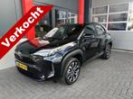 Toyota Yaris Cross 1.5 Hybrid 130 Team D (bj 2025), Auto's, Toyota, Stof, Gebruikt, Zwart, 1490 cc