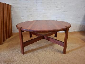 Vintage teak salontafel coffeetable Niels Bach tafel design  beschikbaar voor biedingen
