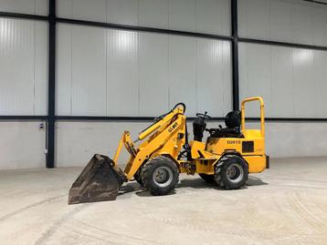 Giant D261S minishovel/shovel (bj 2002) beschikbaar voor biedingen