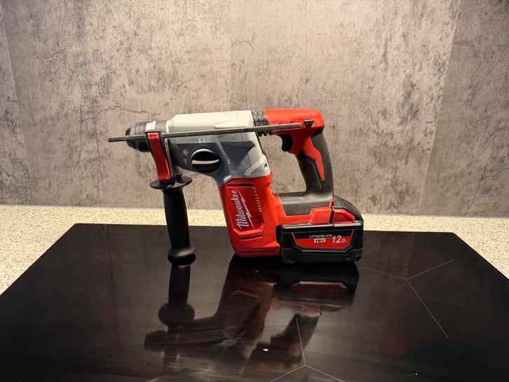 Milwaukee M18 Boorhammer 18v 12ah, Doe-het-zelf en Verbouw, Gereedschap | Boormachines, Zo goed als nieuw, Boor- en/of Breekhamer