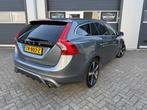 Volvo V60 2.0 T4 Bus. Sport R-Disign Automaat NAP Cruise Sto, Gebruikt, 4 cilinders, 1969 cc, Origineel Nederlands