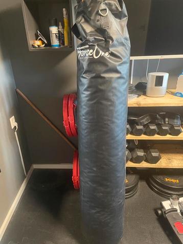 Bokszak beschikbaar voor biedingen