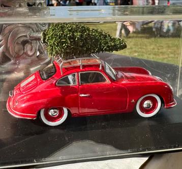 Modelauto 1:43 Rode  Porsche 356 met Kerstboom beschikbaar voor biedingen