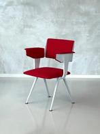 Resort stoel Friso Kramer vintage Ahrend de Cirkel rood 1960, Ophalen, Gebruikt, NL, Vintage