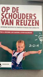 Luce Claessens - Op de schouders van reuzen, Luce Claessens; Paul Kirschner; Steven Raaijmakers, Ophalen of Verzenden, Zo goed als nieuw