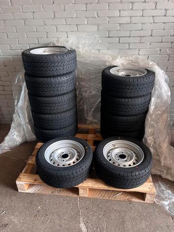 13inch hogedruk banden 195 50R13 set 4 stuks band met velg beschikbaar voor biedingen