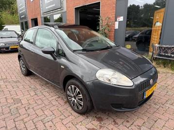 Fiat Grande Punto 1.4 Dynamic Airco, Pano beschikbaar voor biedingen