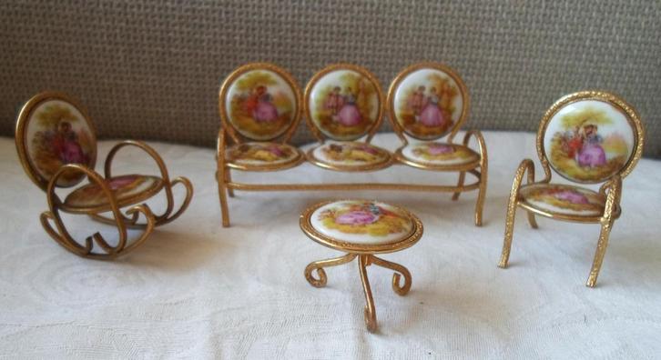 Bankje - tafel - 2 stoelen en schommelstoel. Limogestijl., Antiek en Kunst, Curiosa en Brocante, Ophalen of Verzenden