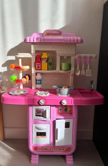 Speelkeuken met geluid en water! beschikbaar voor biedingen