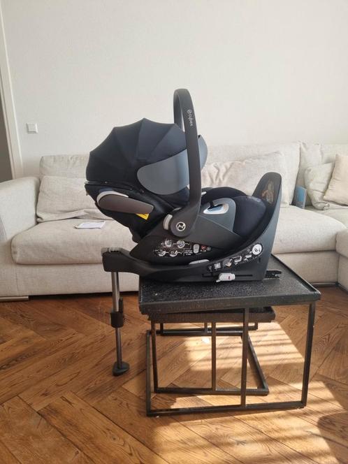 Cybex Cloud Z i-Size Deep Black met Base Z zwart draaibaar, Kinderen en Baby's, Autostoeltjes, Zo goed als nieuw, Overige merken