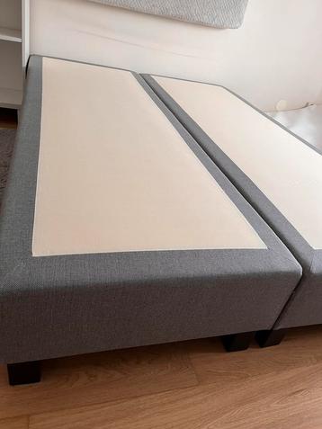 boxspring antraciet 140x200, evt met 18cm dik matras beschikbaar voor biedingen