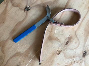 Oliefilter gereedschap beschikbaar voor biedingen