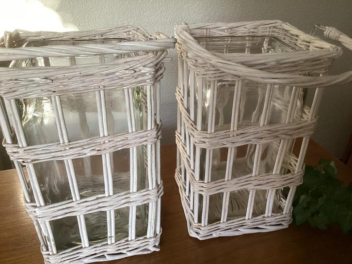2 grote vierkante windlichten / vazen / …., Huis en Inrichting, Woonaccessoires | Kandelaars en Kaarsen, Zo goed als nieuw, 25 tot 50 cm