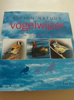 P. Sterry - Tirion Natuur Vogelwijzer, Boeken, Dieren en Huisdieren, Ophalen of Verzenden, P. Sterry, Zo goed als nieuw, Paarden of Pony's