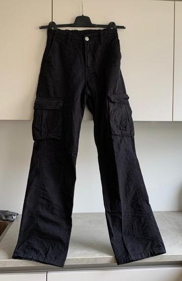 Zwarte pull and bear flared jeans, maat M beschikbaar voor biedingen