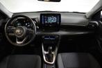 Toyota Yaris 1.5 HYBRID BUSINESS PLUS CAMERA/NAVI/TREKHAAK, 12 maanden, 450 kg, Gebruikt, Start-stop-systeem