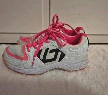 Brabo hockeyschoenen maat 33 beschikbaar voor biedingen