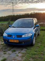 Renault Mégane 1.4 16V 2004 Blauw, Auto's, 15 km/l, 4 cilinders, Blauw, 620 kg
