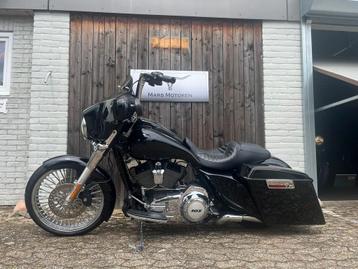 HARLEY-DAVIDSON STREET GLIDE FLHX (bj 2013) beschikbaar voor biedingen