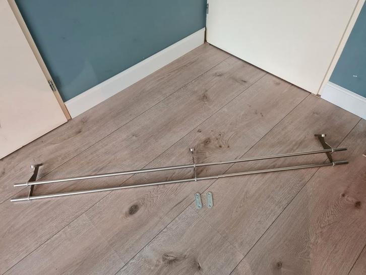 Dubbele gordijnrails Ikea 166 cm breed, Huis en Inrichting, Stoffering | Gordijnen en Lamellen, Gebruikt, Minder dan 100 cm, 150 tot 200 cm