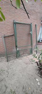 Loop poort met 3,75 gaas compleet met palen en boven ligger, Ophalen, Gebruikt, IJzer, Gaashekwerk