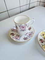 € 20,->> Royal Albert Love story, Ophalen