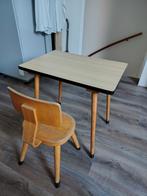 Vintage retro schoolset, Kinderen en Baby's, Kinderkamer | Tafels en Stoelen, Ophalen, Gebruikt, Stoel(en)