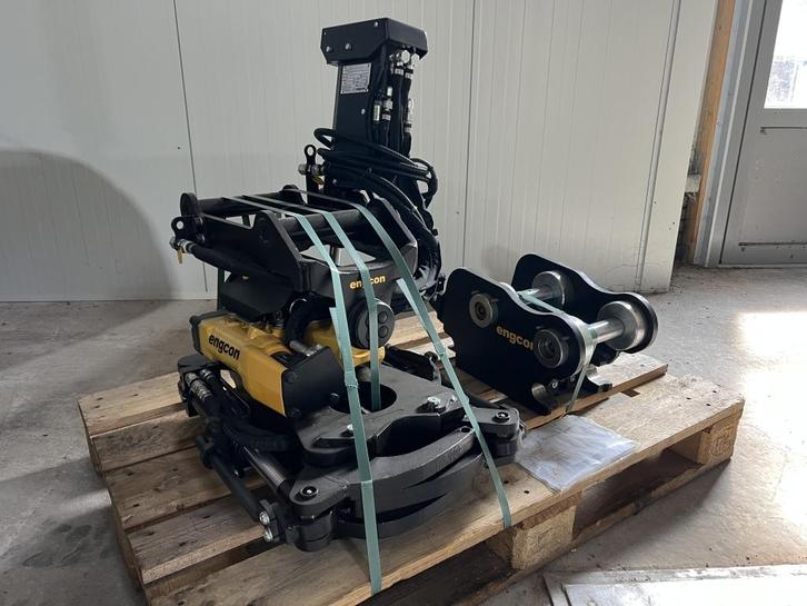 Engcon ec204 - s40 - gripper, Zakelijke goederen, Machines en Bouw | Kranen en Graafmachines, Graafmachine, Ophalen of Verzenden