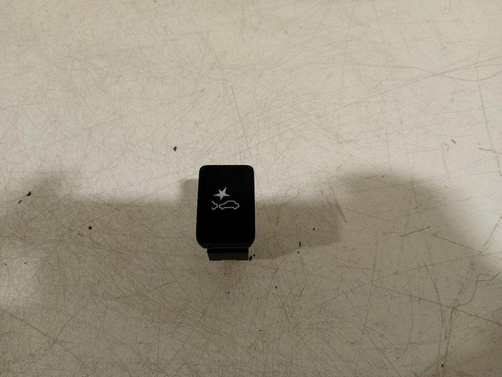 Schakelaar Mitsubishi Outlander, Auto-onderdelen, Dashboard en Schakelaars, Mitsubishi, Gebruikt, Herkomst onderdeel bekend, 12 maanden garantie