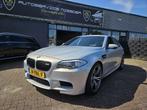 BMW 5-serie M5 560PK! Head-up,PDC,Pano,Leer,Keyless,Bi-xenon, Auto's, BMW, Automaat, Euro 5, Gebruikt, 2000 kg