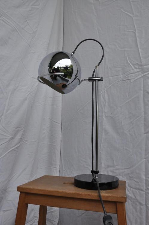 Anvia | vintage lamp | tafellamp | chrome | bollamp | design, Huis en Inrichting, Lampen | Tafellampen, Zo goed als nieuw, Minder dan 50 cm
