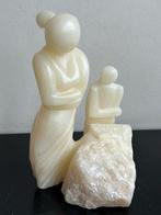 Speksteen beeldje Onderwijs Juf met leerling 16.5 cm, Antiek en Kunst, Ophalen of Verzenden