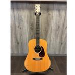 Martin DX1AE incl. hoes - Occasion, Ophalen of Verzenden, Zo goed als nieuw, Western- of Steelstringgitaar, Met koffer