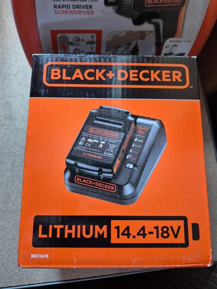 Black+Decker accu -en acculader 2A 18V/2,0Ah, Doe-het-zelf en Verbouw, Gereedschap | Boormachines, Nieuw, Boor- en Schroefmachine