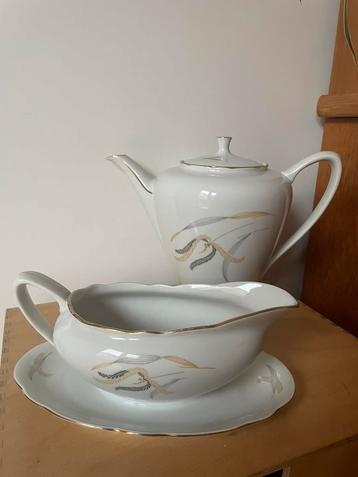 Vintage M Z Czechoslovakia sauskom en theepot beschikbaar voor biedingen