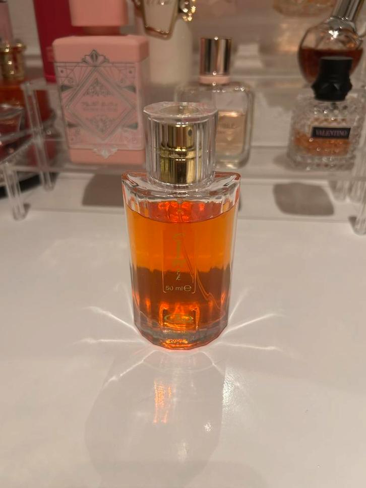 Al Rehab Choco Musk Parfum, Sieraden, Tassen en Uiterlijk, Uiterlijk | Parfum, Zo goed als nieuw, Ophalen of Verzenden