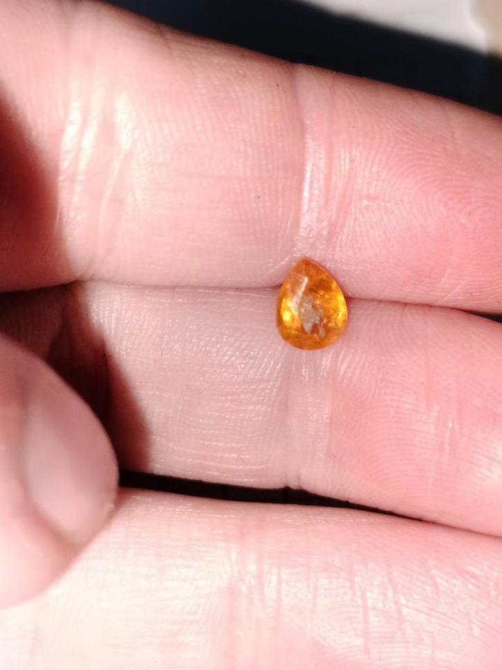 Spessartien Granaat Edelsteen, Sieraden, Tassen en Uiterlijk, Edelstenen, Zo goed als nieuw, Ophalen of Verzenden