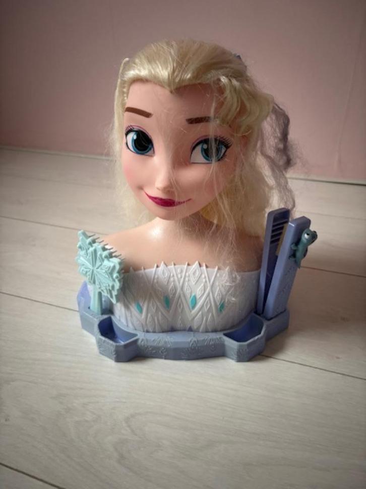 Frozen Elsa styling hoofd (200622), Kinderen en Baby's, Speelgoed | Poppen, Gebruikt, Overige typen, Ophalen