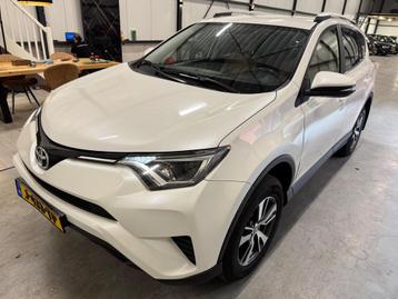 Toyota RAV4 2.5 4WD 2018 Executive automaat beschikbaar voor biedingen