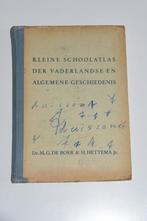 Kleine Schoolatlas Vaderlandse & Algemene Geschiedenis 1956, Boeken, Ophalen of Verzenden, Gelezen
